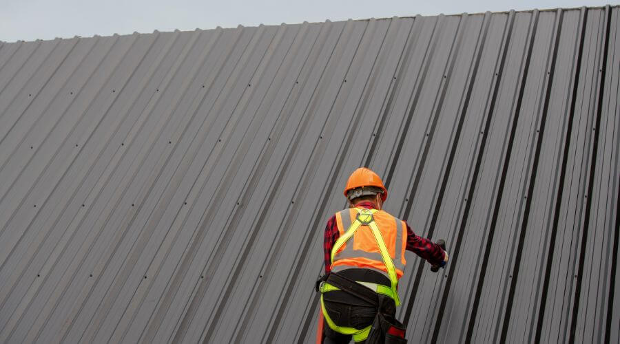 Professional gutter cleaning in Needmore, PA